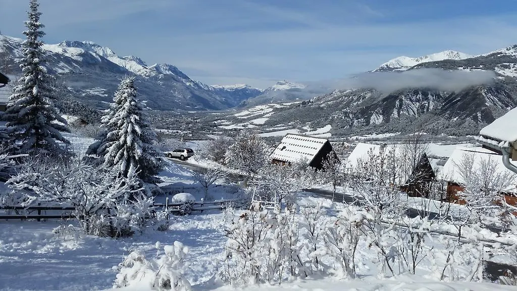 Chalet Montagne Alpes, Provence Enchastrayes