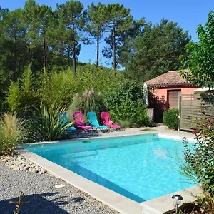  Hébergement de vacances Les Esparrus