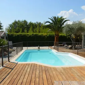  Villa Les 2 Roses De Verdillon